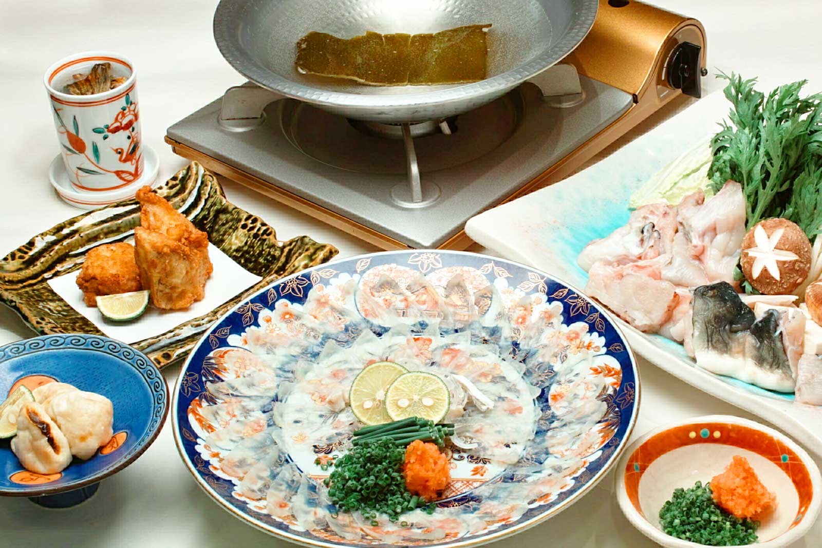 ◆上記の料理写真は「11,880円コース」2名様分です。